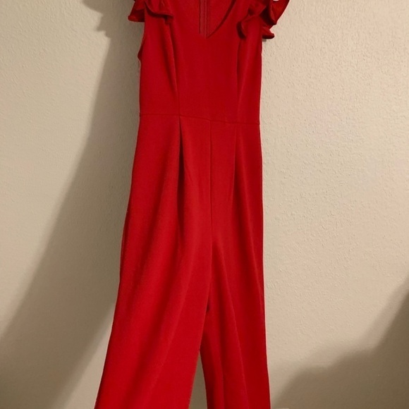 ❤️VALENTINES DAY COLLECTION: Red Ruffled Sleeve Jumpsuit Size 7 - Picture 2 of 9